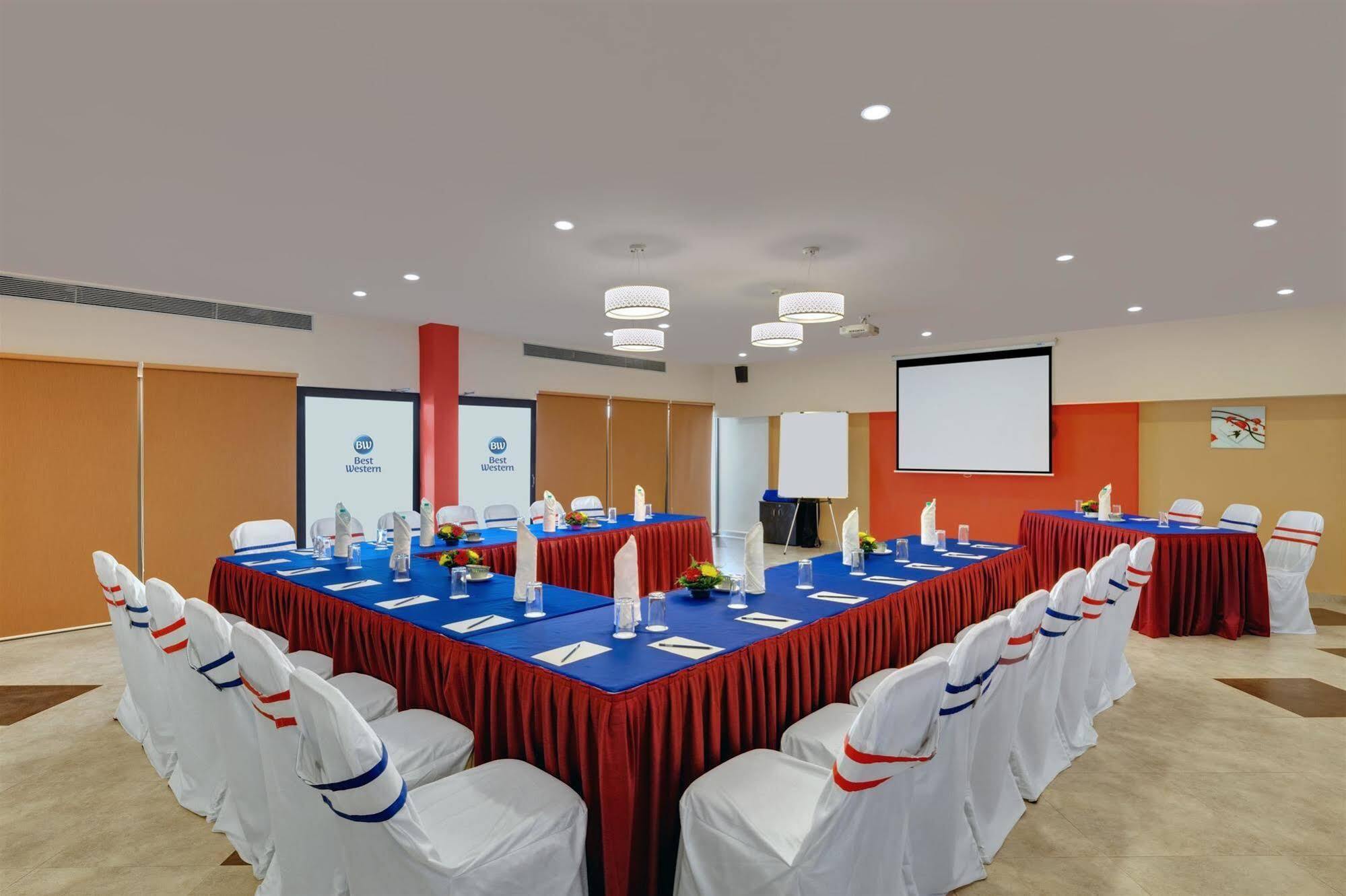 Best Western Alkapuri, Vadodara Exterior photo
